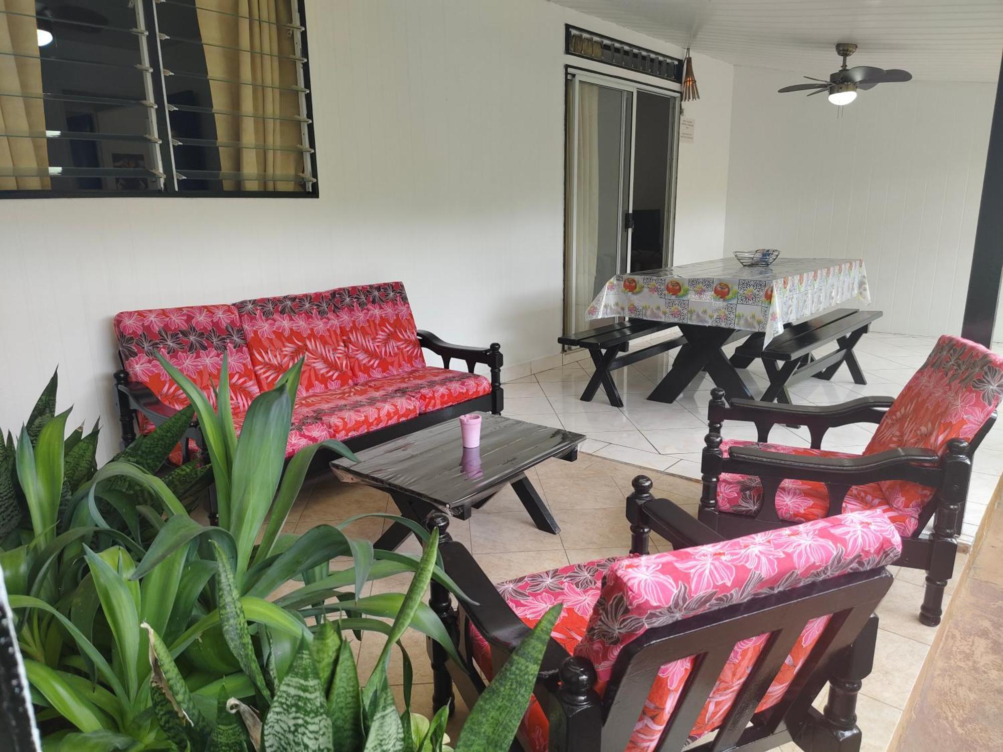 Fare Ara Location Huahine Hotell Exteriör bild